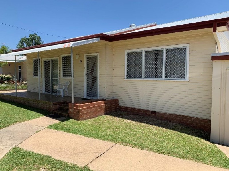 72 Moore Street, Inverell NSW 2360