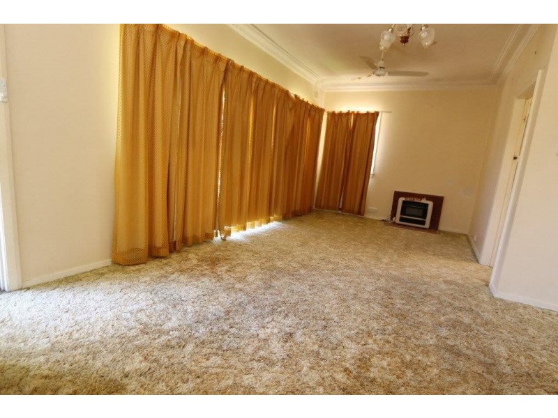 72 Moore Street, Inverell NSW 2360