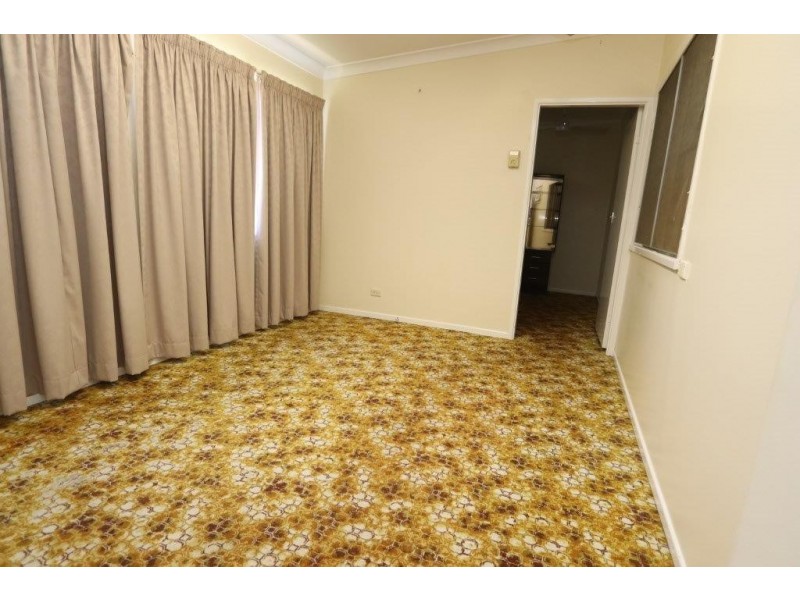 72 Moore Street, Inverell NSW 2360