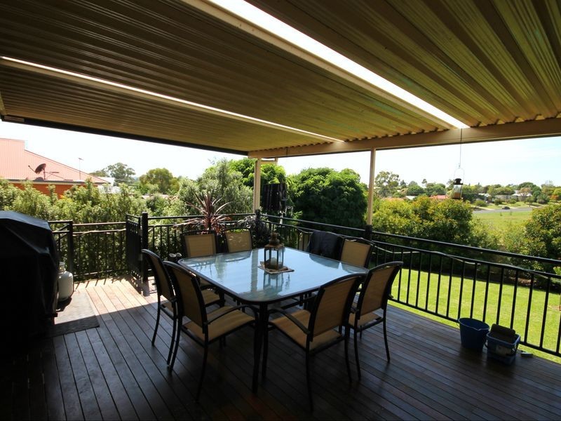 10 Crestview Place, Inverell NSW 2360
