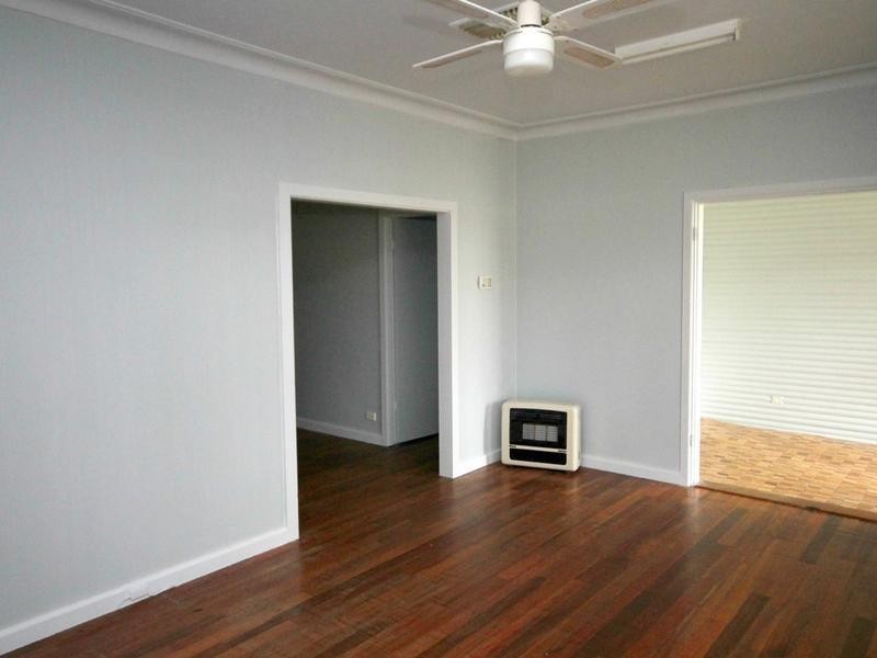 36 Short Street, Inverell NSW 2360