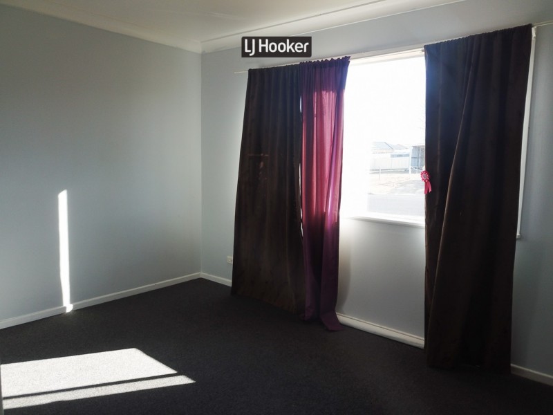 19 Moore Street, Inverell NSW 2360