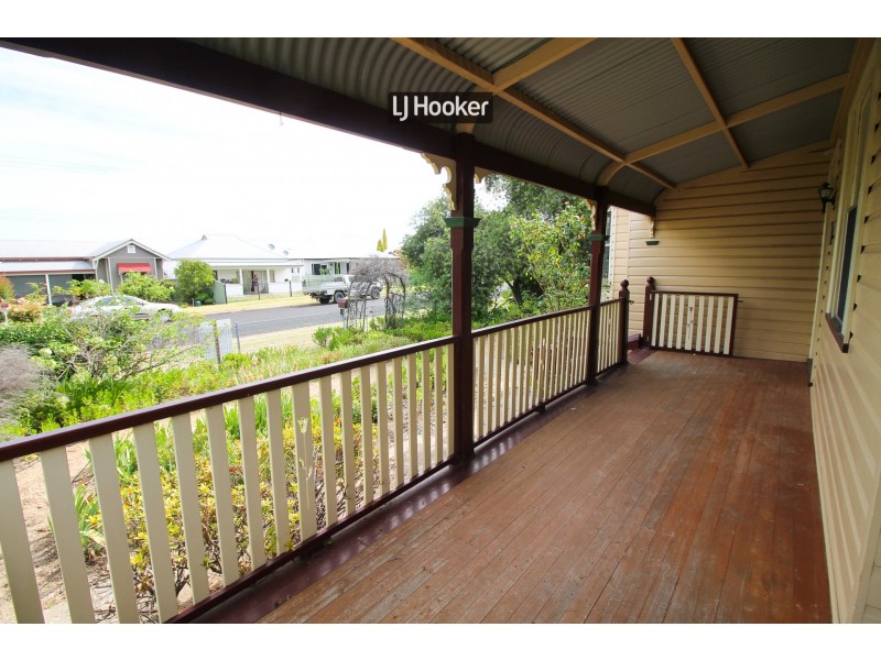 41 High Street, Inverell NSW 2360