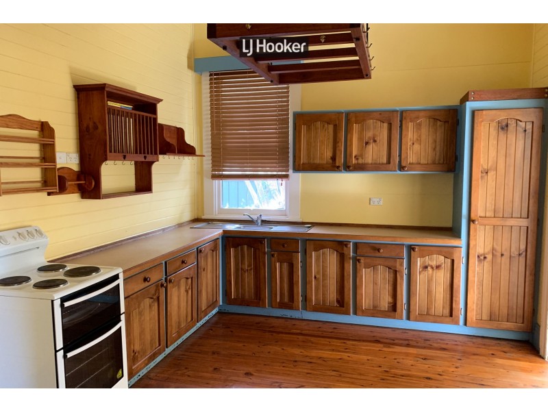 41 High Street, Inverell NSW 2360