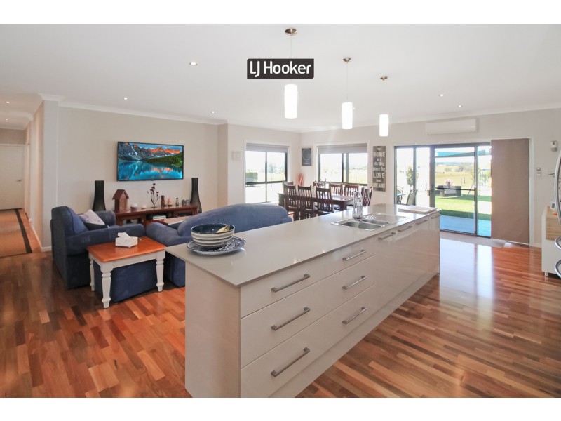 329 Fernhill Road, Inverell NSW 2360