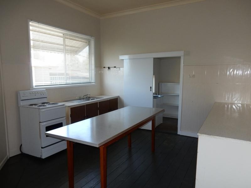 16 Jack Street, Inverell NSW 2360