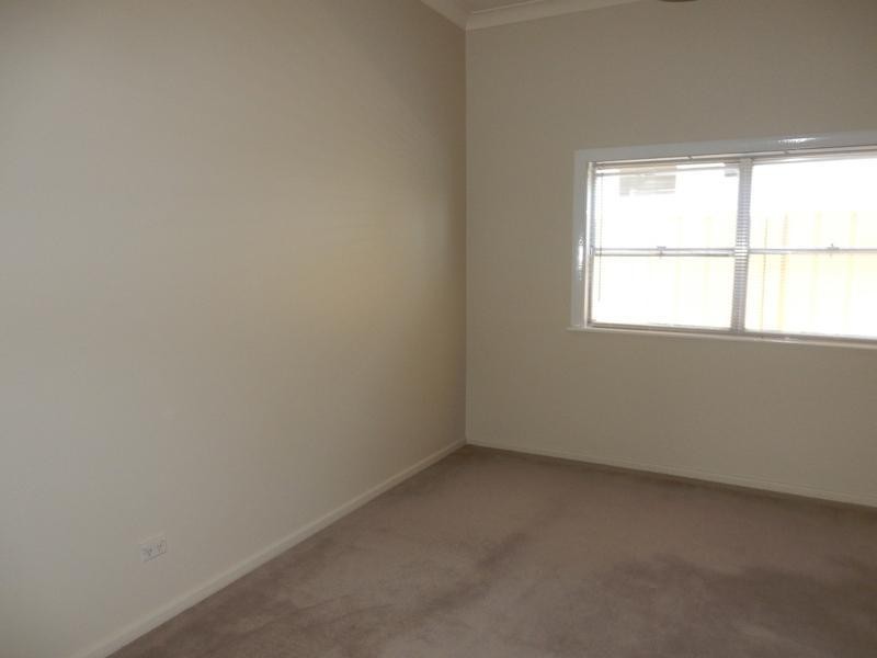 16 Jack Street, Inverell NSW 2360