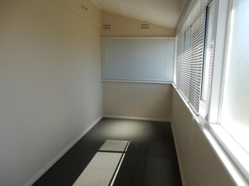 16 Jack Street, Inverell NSW 2360