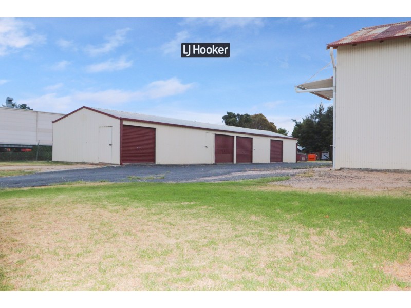 2-8 Mansfield Street, Inverell NSW 2360