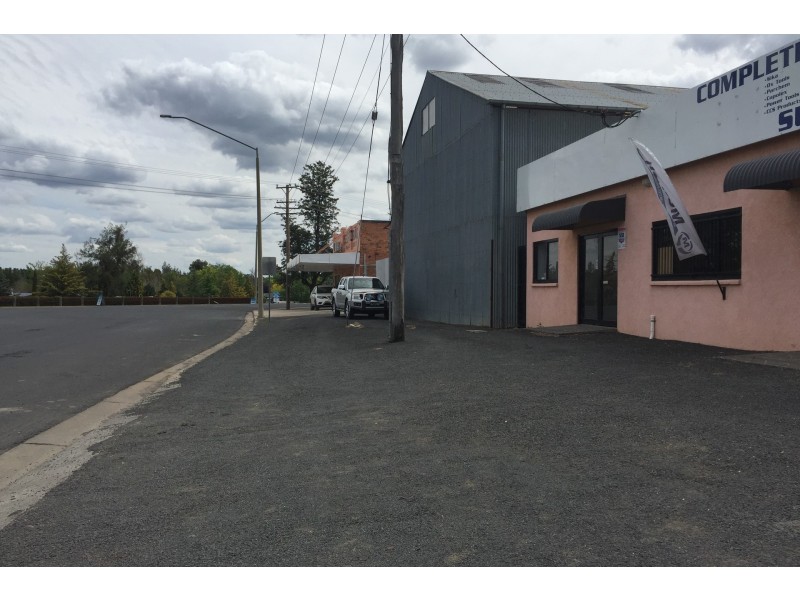 1/18-20 Glen Innes Road, Inverell NSW 2360