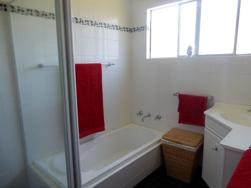 111 Mansfield Street, Inverell NSW 2360