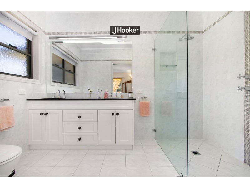 90B Doncaster Drive, Inverell NSW 2360