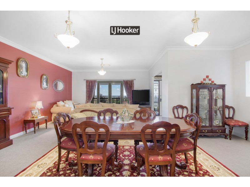 90B Doncaster Drive, Inverell NSW 2360