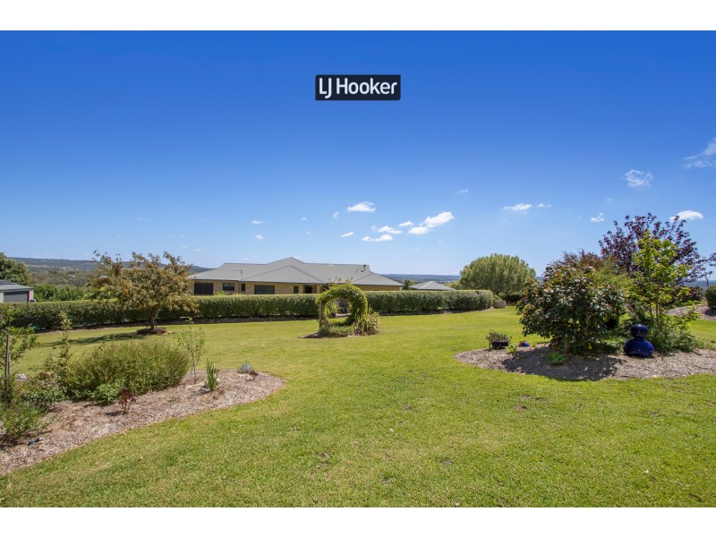 90B Doncaster Drive, Inverell NSW 2360