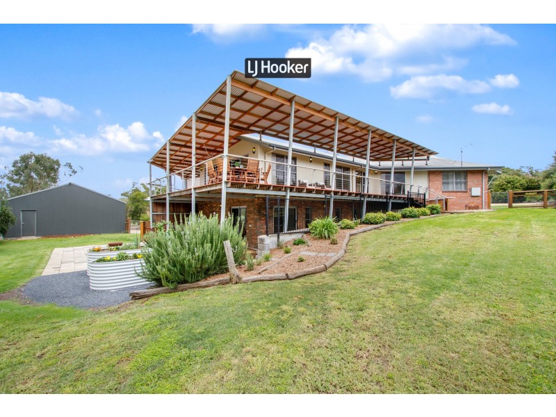 60 Clancys Drive, Inverell NSW 2360