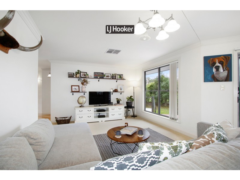 60 Clancys Drive, Inverell NSW 2360