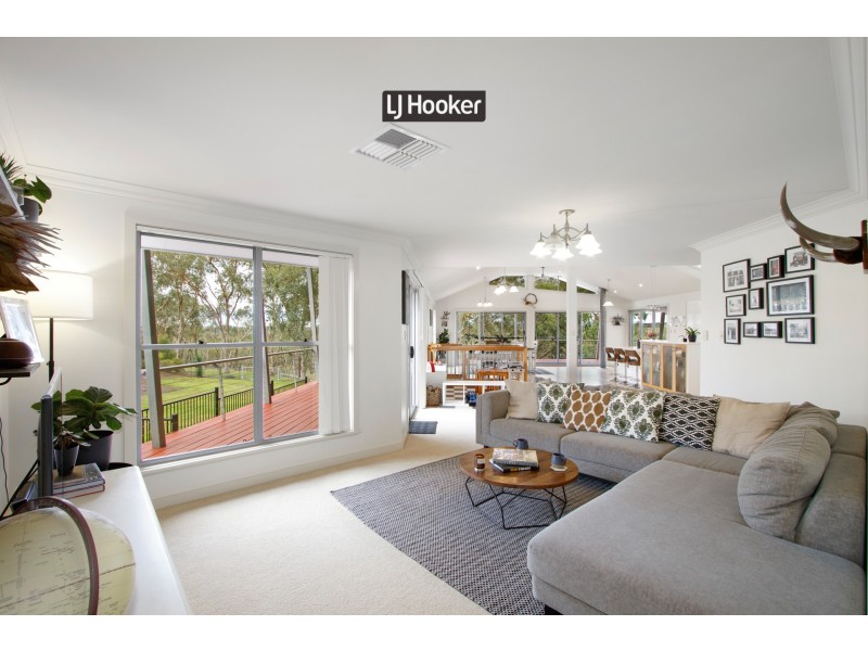 60 Clancys Drive, Inverell NSW 2360
