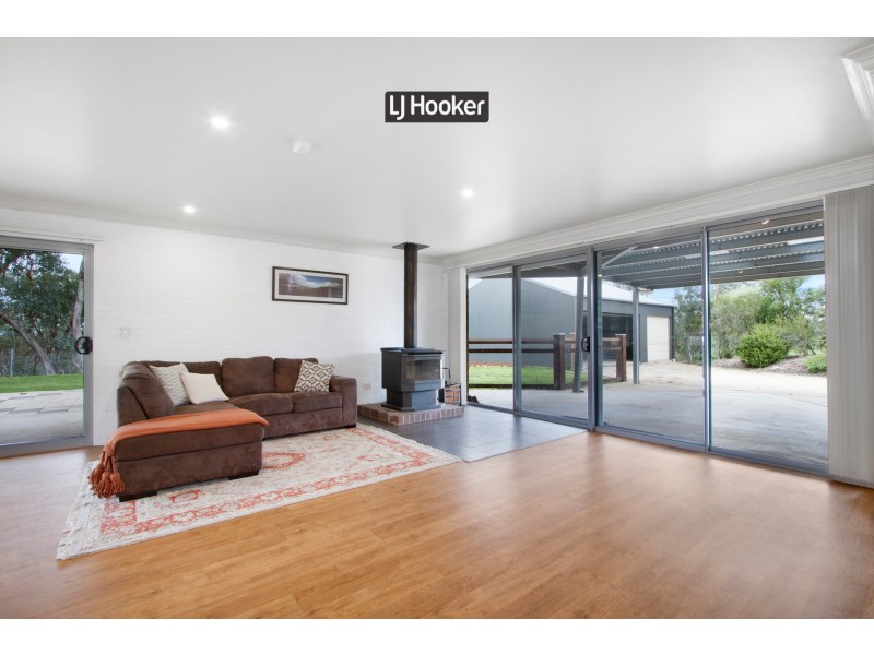 60 Clancys Drive, Inverell NSW 2360