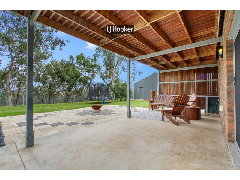 60 Clancys Drive, Inverell NSW 2360