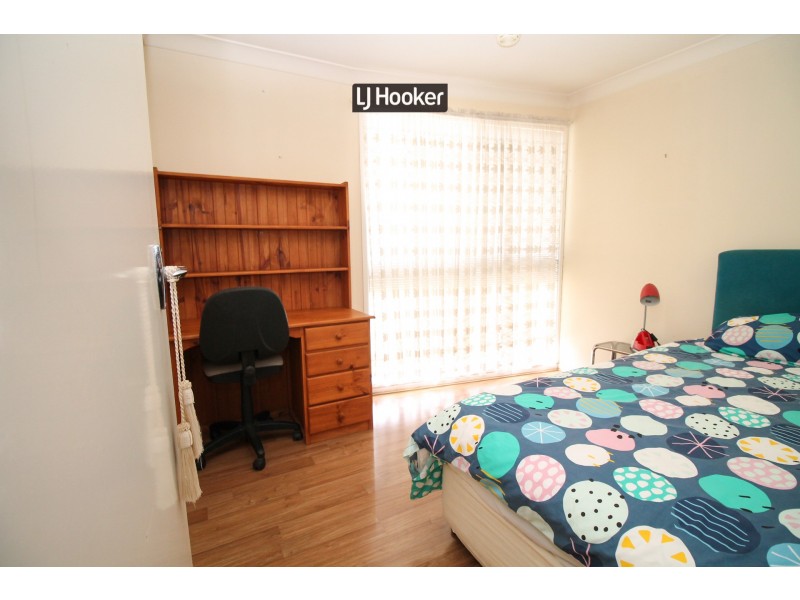 2/82 Lawrence Street, Inverell NSW 2360