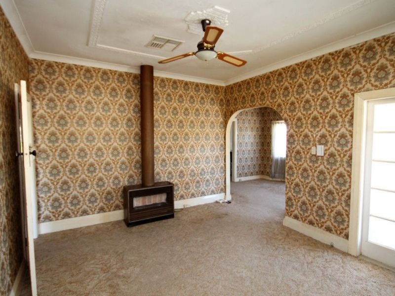 23 Herbert Street, Inverell NSW 2360