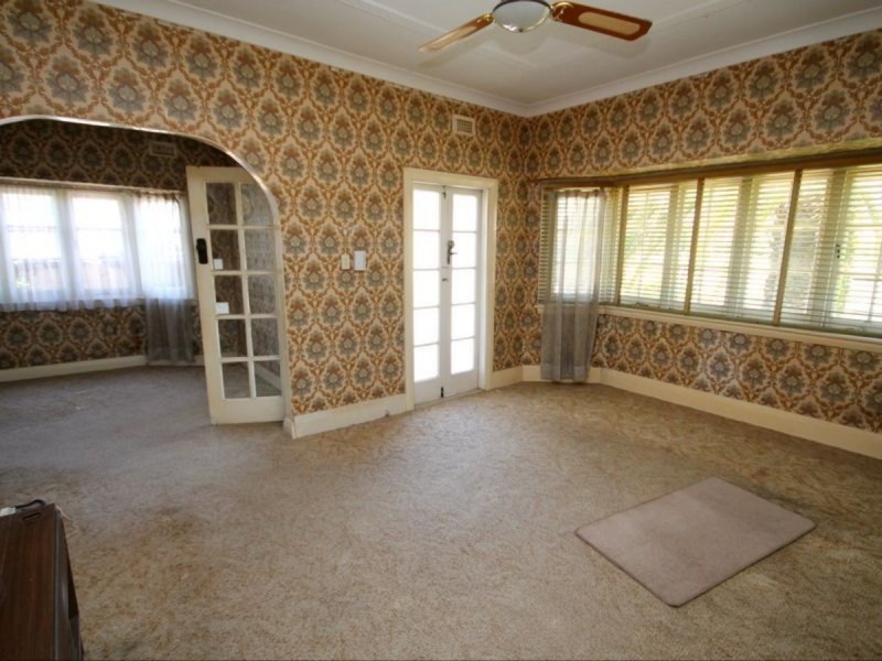 23 Herbert Street, Inverell NSW 2360