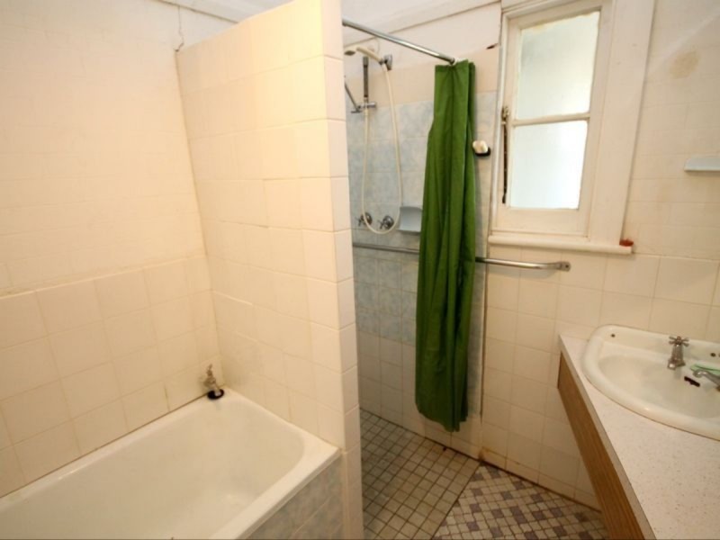 23 Herbert Street, Inverell NSW 2360