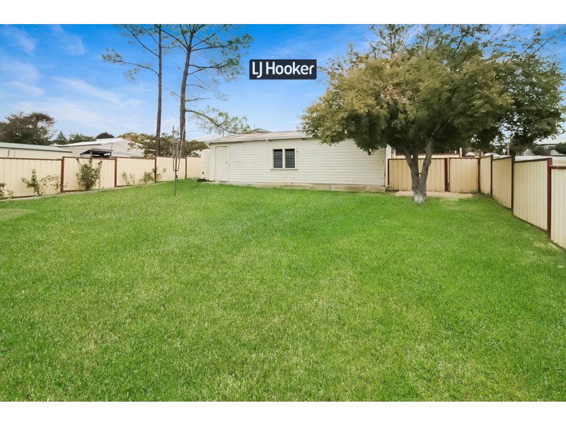 21 Lang Street, Inverell NSW 2360