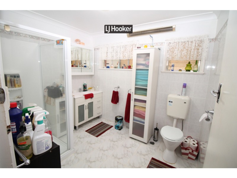 5 Moore Street, Inverell NSW 2360