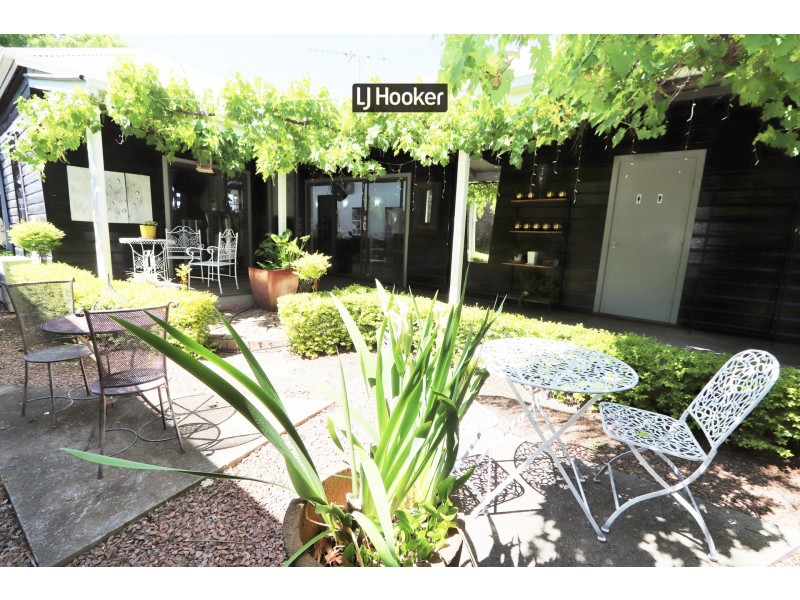 232 Byron Street, Inverell NSW 2360