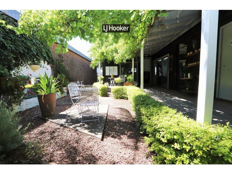 232 Byron Street, Inverell NSW 2360