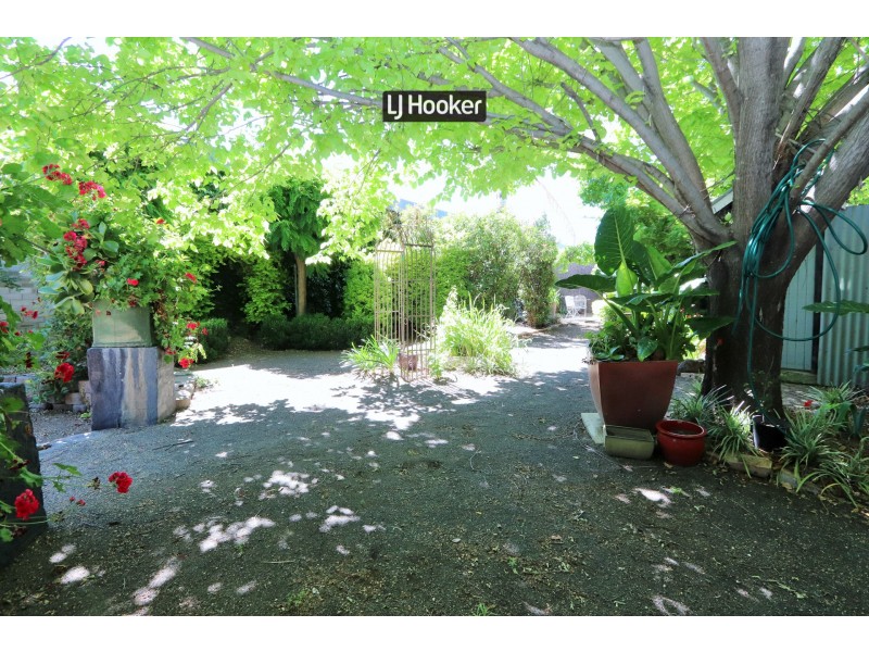 232 Byron Street, Inverell NSW 2360