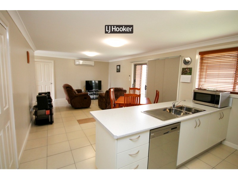 12A Brownleigh Vale Drive, Inverell NSW 2360