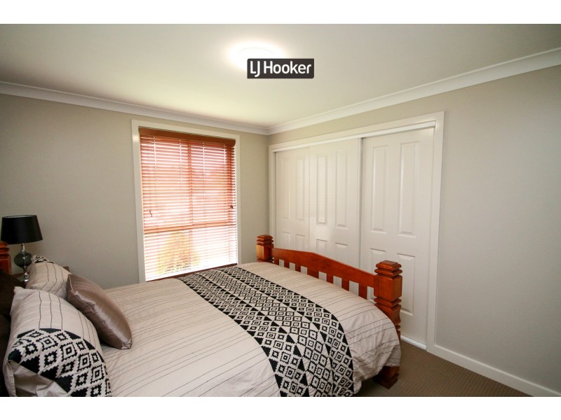 12A Brownleigh Vale Drive, Inverell NSW 2360