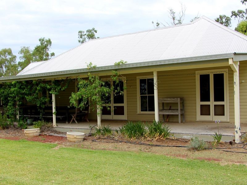 124 County Boundary Road, Pallamallawa NSW 2399