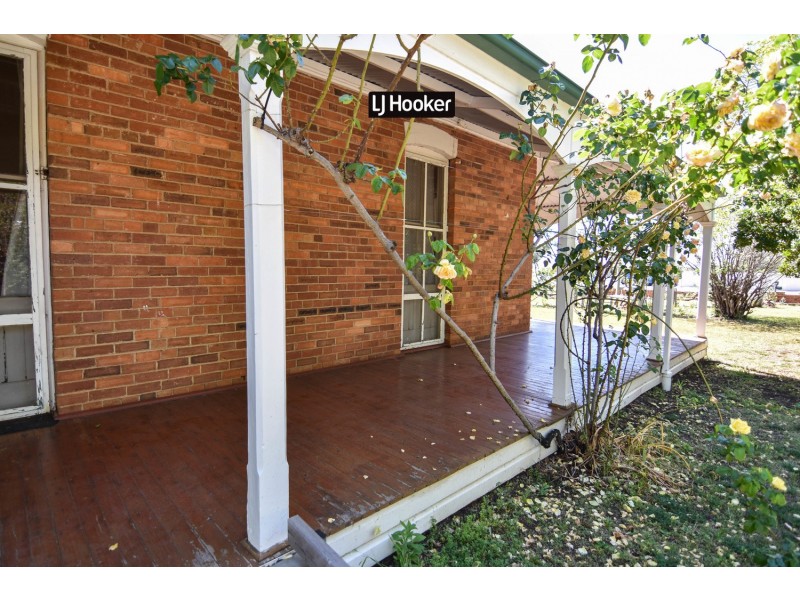 54 Brae Street, Inverell NSW 2360