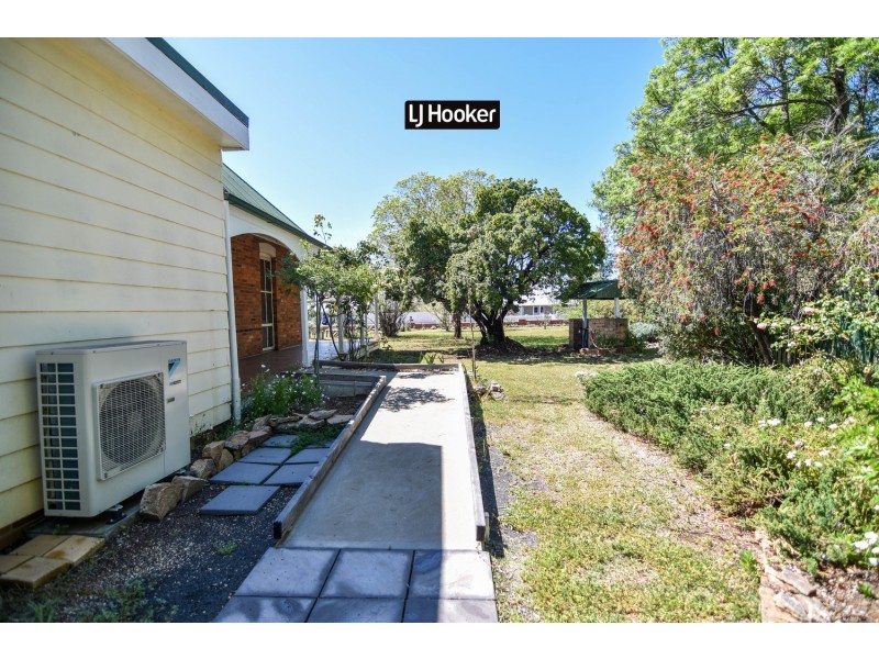 54 Brae Street, Inverell NSW 2360