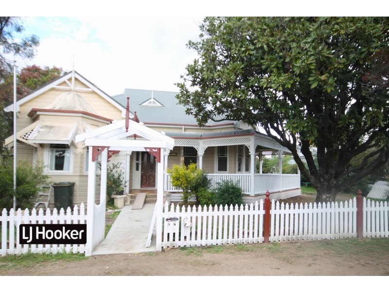 19 Chester Street, Inverell NSW 2360