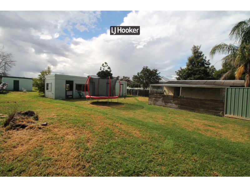 28 Clive Street, Inverell NSW 2360
