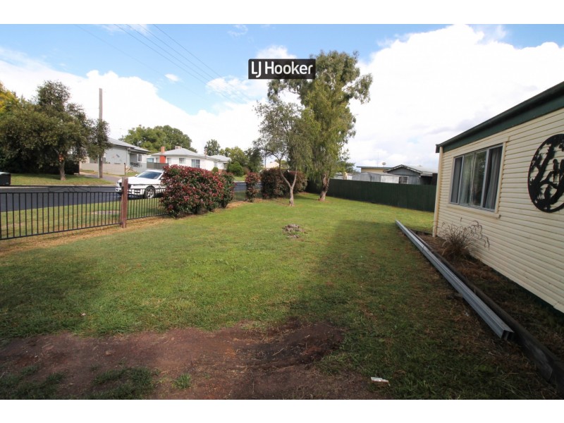 28 Clive Street, Inverell NSW 2360