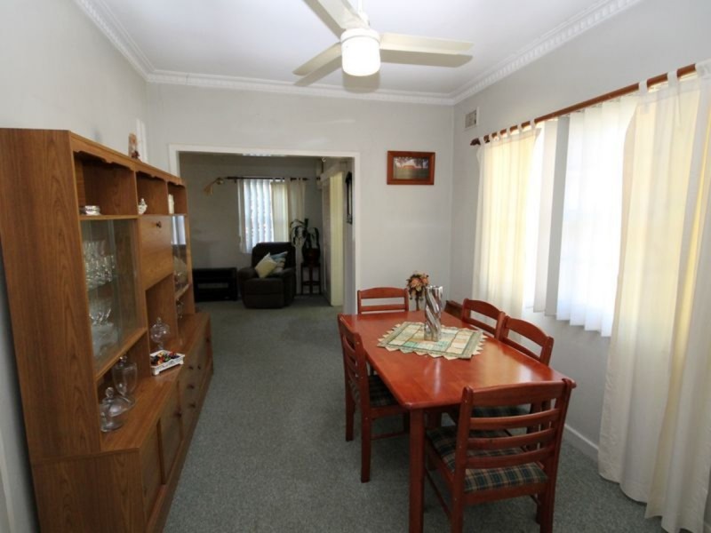 18 Queen Street, Inverell NSW 2360