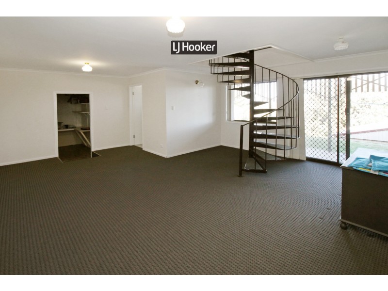 28 Lewin Street, Inverell NSW 2360