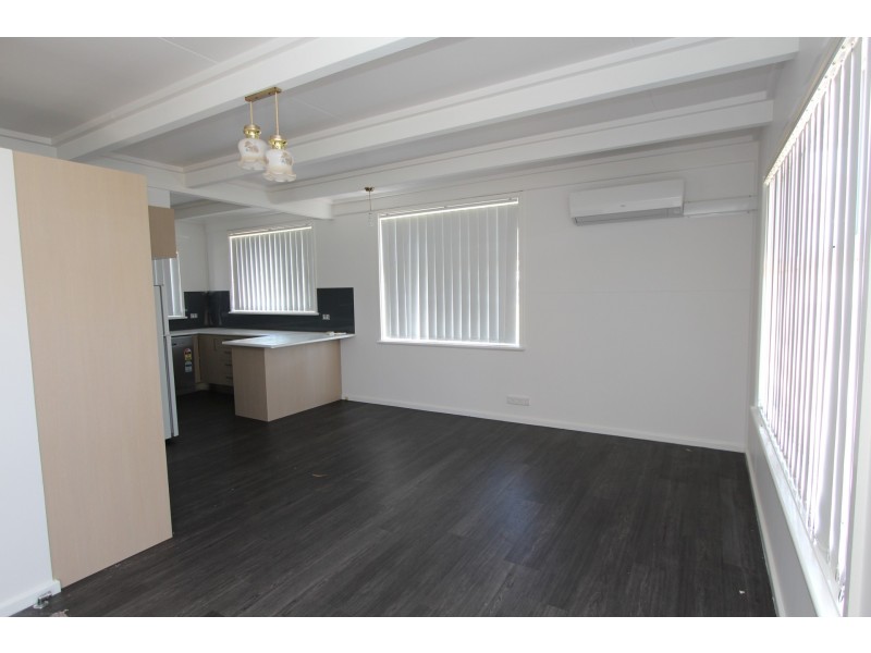 2/50-52 Urabatta Street, Inverell NSW 2360