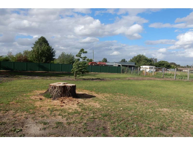 6 William Street, Inverell NSW 2360