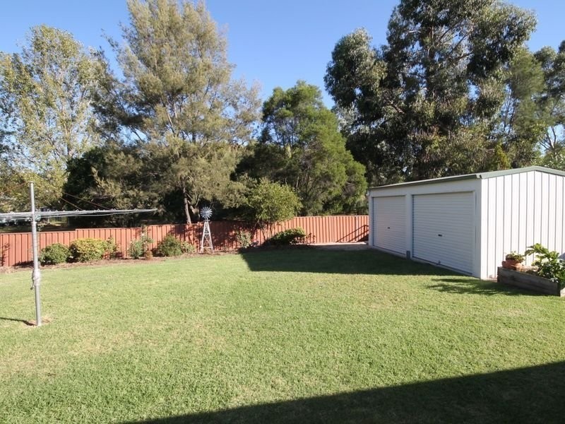 26 Angel Avenue, Inverell NSW 2360