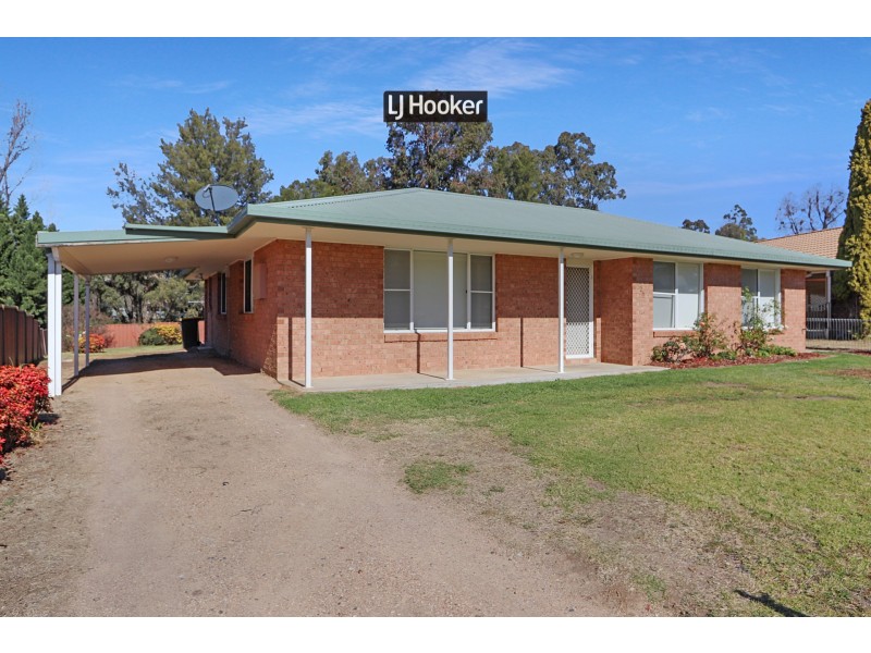 26 Angel Avenue, Inverell NSW 2360