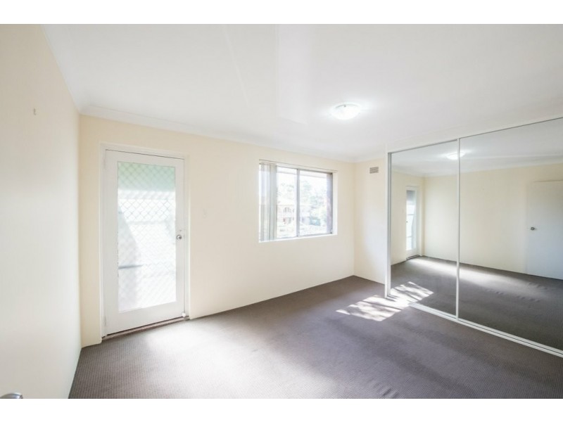 5/296 MERRYLANDS ROAD, Merrylands NSW 2160
