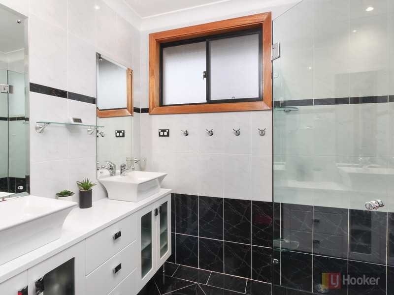 11 Jasper Street, Greystanes NSW 2145