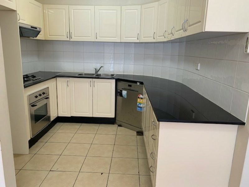 4/4-6 TREVES STREET, Merrylands NSW 2160