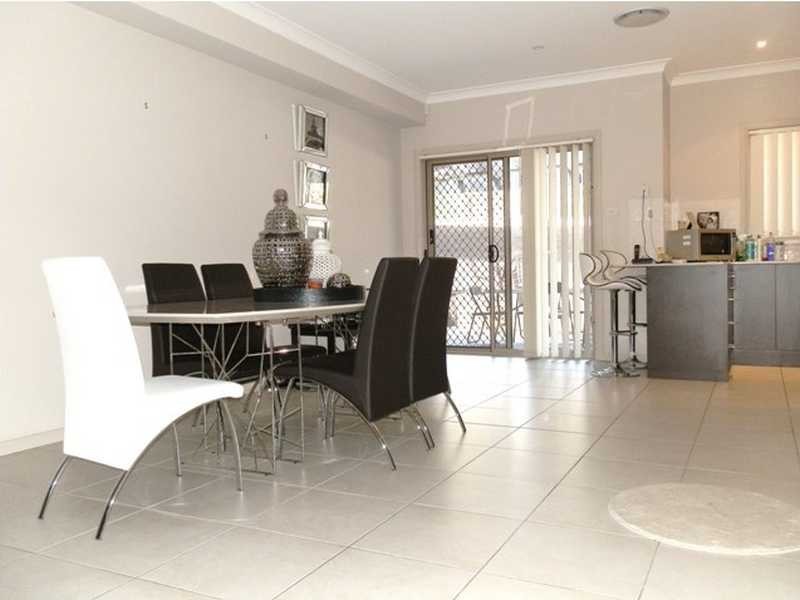 2 Bishop Avenue, Pemulwuy NSW 2145